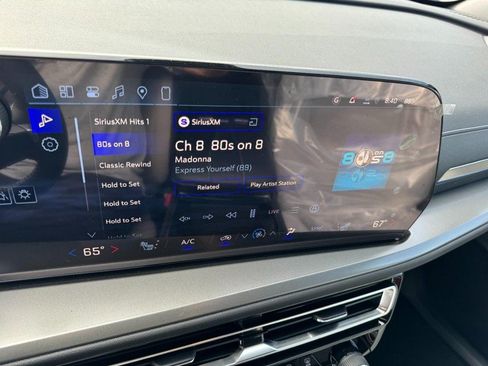 New 2026 Chevrolet Traverse LT w/ Midnight/Sport Edition FWD image 39