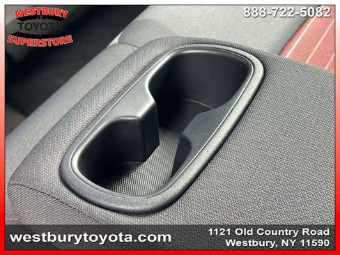 Used 2026 Toyota Corolla SE FWD image 18