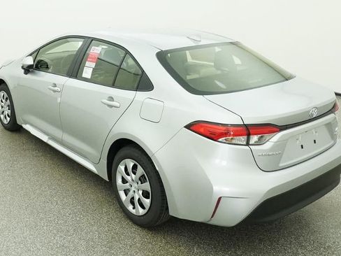 New 2026 Toyota Corolla LE FWD image 5