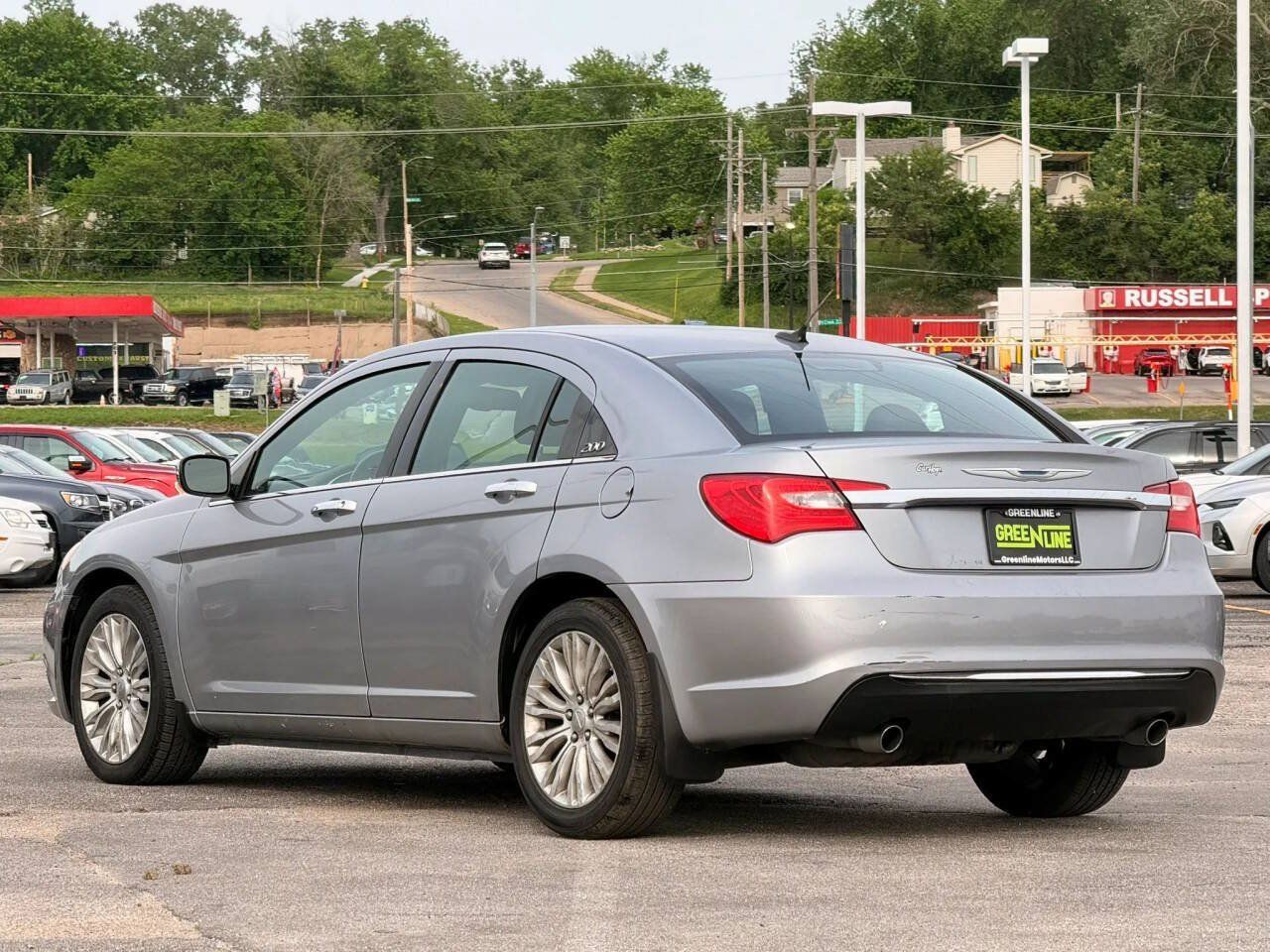 Used 2013 Chrysler 200 Limited w/ Sun/Sound Group FWD image 2