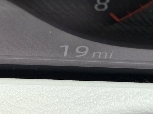 New 2025 Nissan Armada Platinum Reserve image 32