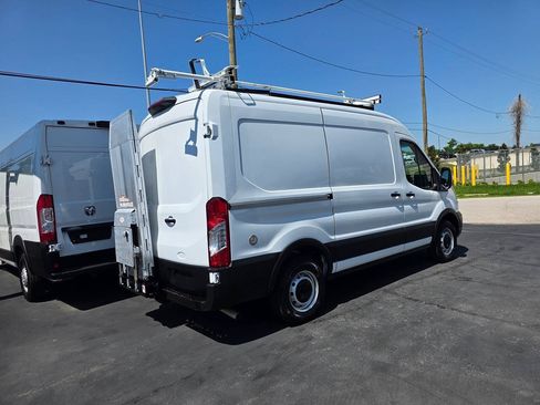 Used 2020 Ford Transit 250 Medium Roof RWD image 6