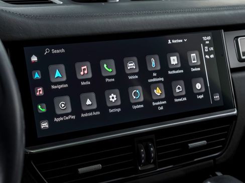 Used 2022 Porsche Cayenne Turbo AWD/4WD image 24