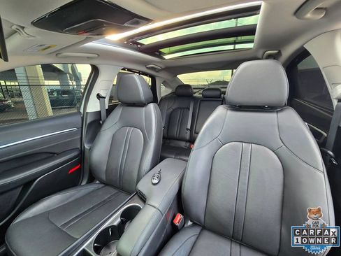 Used 2025 Hyundai Sonata Limited FWD image 29