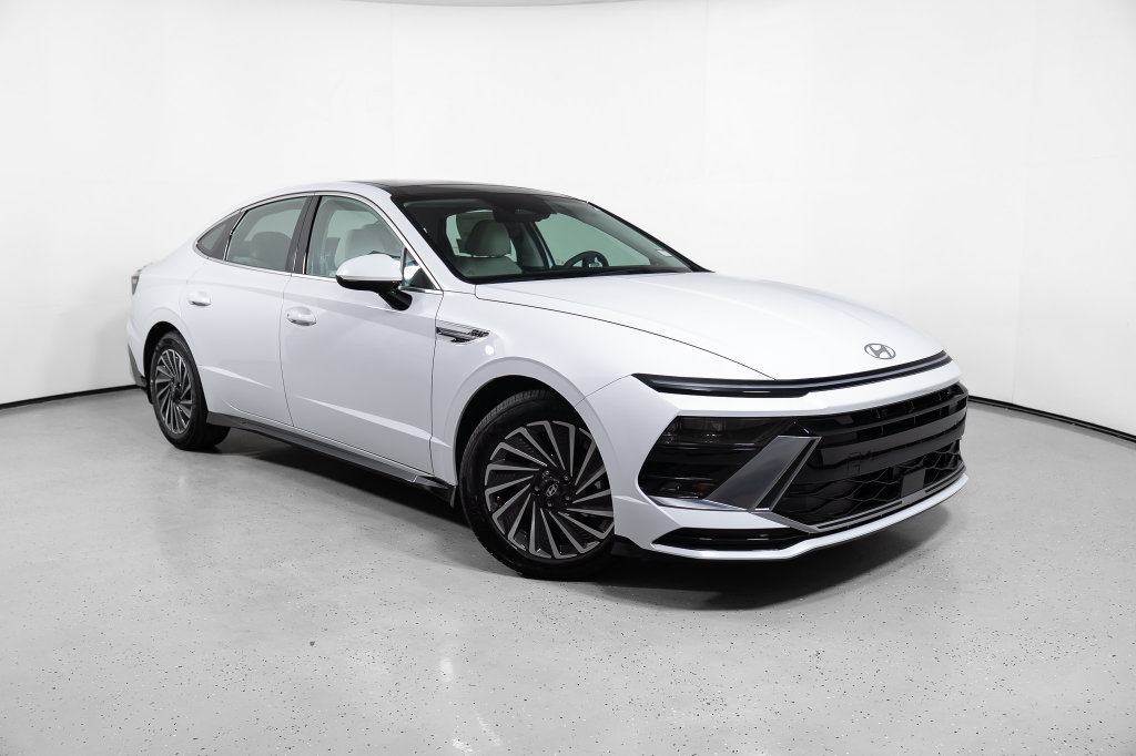 New 2026 Hyundai Sonata SEL FWD image 1