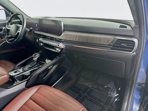 Certified 2024 Kia Telluride SX Prestige image 31