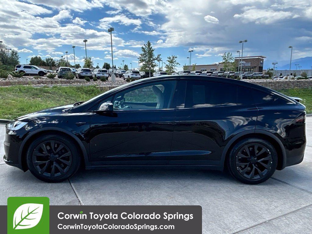 Used 2022 Tesla Model X AWD/4WD image 4