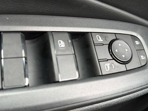New 2026 Nissan Sentra SV w/ SV Convenience Package FWD image 24
