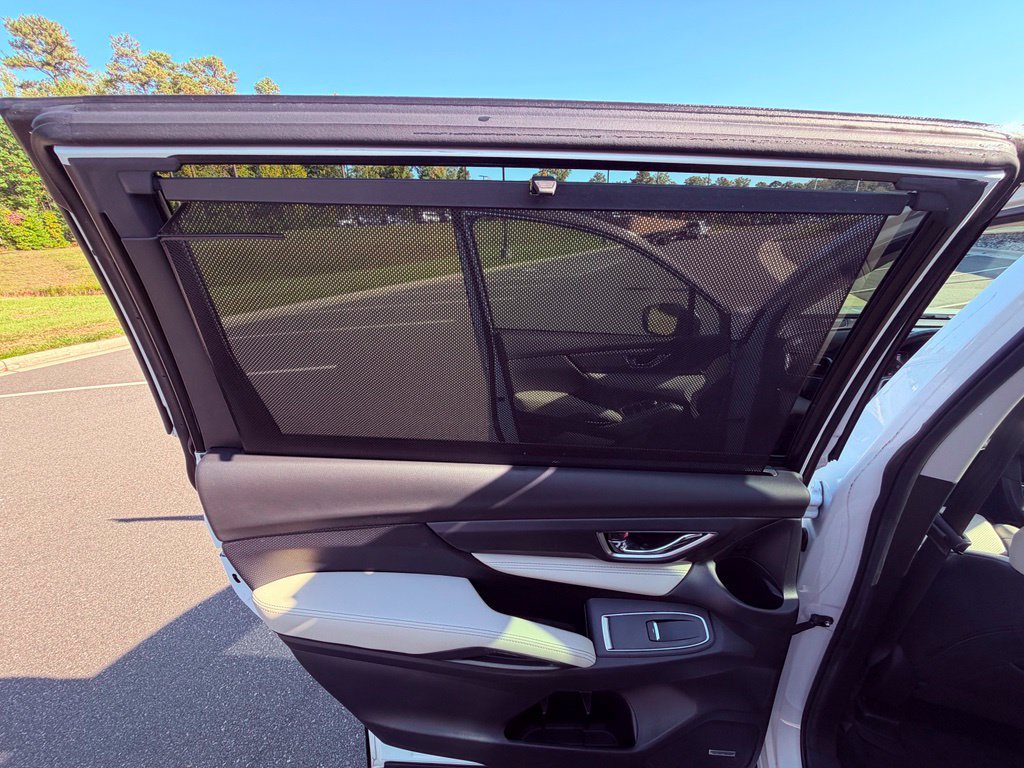 Used 2023 Subaru Ascent Limited w/ Technology Package AWD/4WD image 16