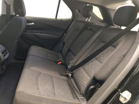 Used 2018 Chevrolet Equinox LT FWD image 18