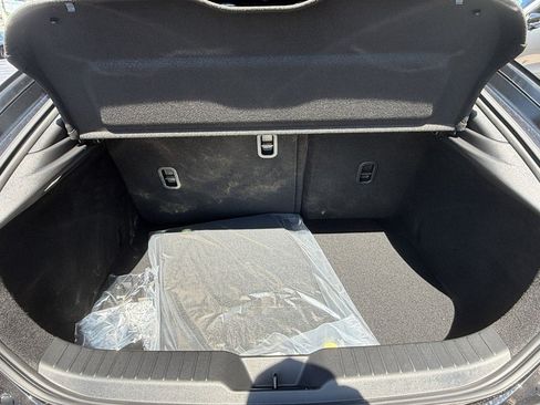New 2026 MAZDA MAZDA3 Hatchback w/Premium Plus Pkg AWD/4WD image 4