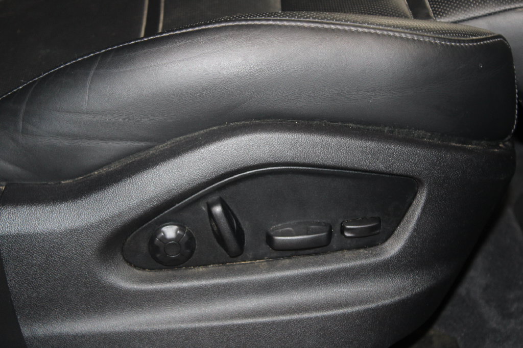 Used 2024 Porsche Cayenne Coupe AWD/4WD image 26
