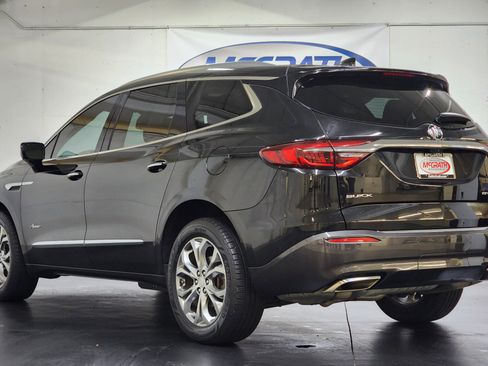 Used 2018 Buick Enclave Avenir w/ Avenir Technology Package image 9