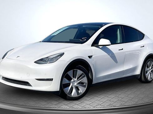 Used 2021 Tesla Model Y Long Range AWD/4WD image 12
