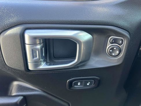 Certified 2021 Jeep Wrangler Unlimited Sport image 15