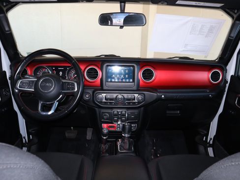 Used 2021 Jeep Wrangler Unlimited Rubicon w/ Safety Group image 25