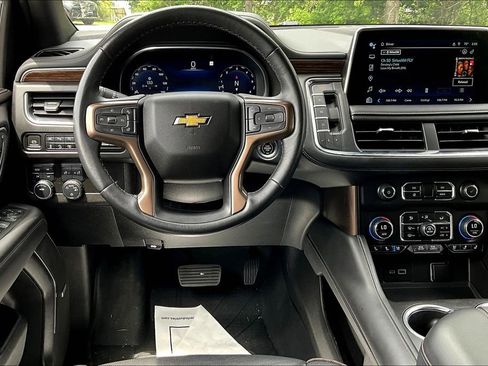 Used 2023 Chevrolet Tahoe High Country image 8