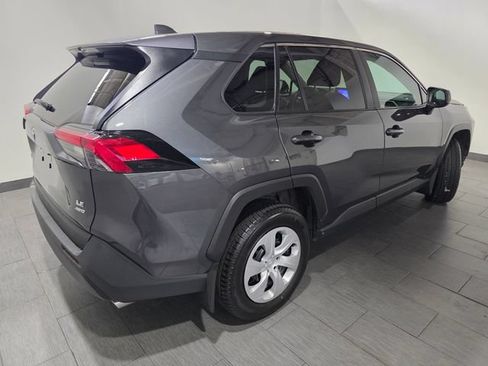 Used 2024 Toyota RAV4 LE AWD/4WD image 5
