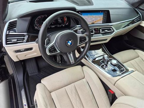 Used 2021 BMW X7 xDrive40i w/ M Sport Package AWD/4WD image 7