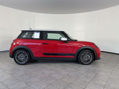 Certified 2025 MINI Cooper S FWD image 8