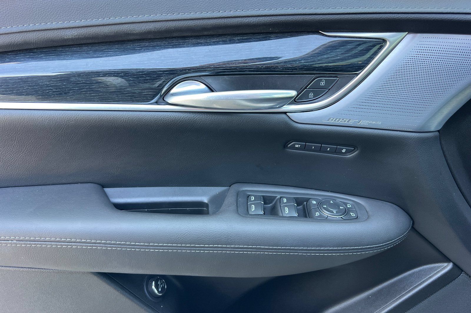 Used 2024 Cadillac XT5 Premium Luxury FWD image 12