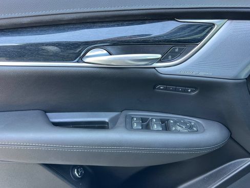Used 2024 Cadillac XT5 Premium Luxury FWD image 12