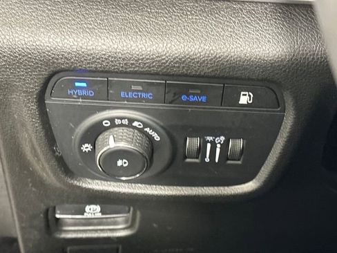 Used 2023 Jeep Grand Cherokee 4WD 4xe image 19