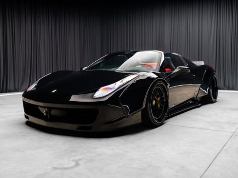Used 2013 Ferrari 458 Spider RWD image 27