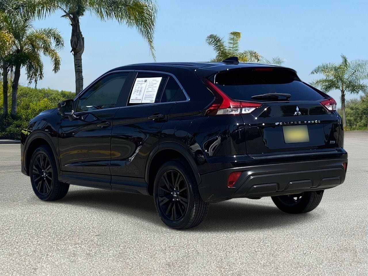 Used 2024 Mitsubishi Eclipse Cross AWD image 3