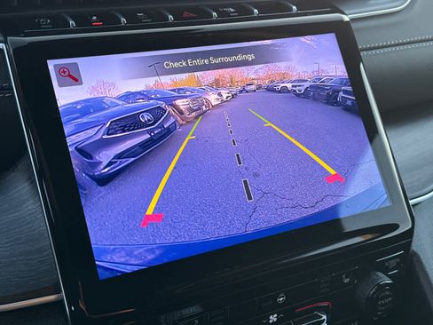 New 2025 Jeep Grand Cherokee Limited w/ Black Appearance Package image 27