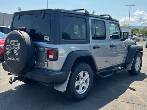 Used 2021 Jeep Wrangler Unlimited Sport AWD/4WD image 5