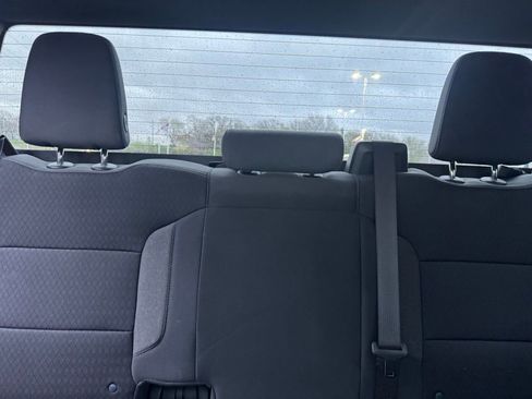 Used 2024 GMC Sierra 1500 Elevation image 9