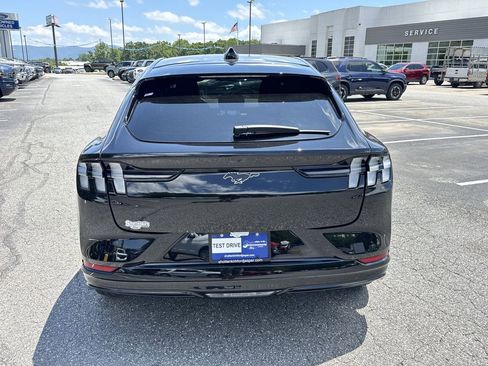 Used 2025 Ford Mustang Mach-E Premium w/ Sport Appearance Package AWD/4WD image 6
