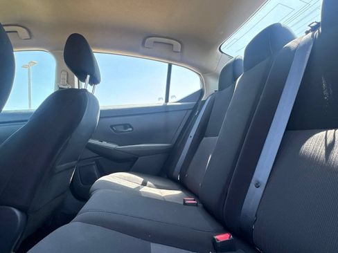 Certified 2025 Nissan Sentra SV FWD image 33