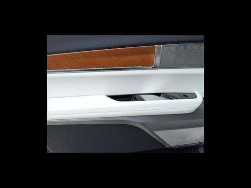 New 2026 Cadillac Vistiq Luxury image 13