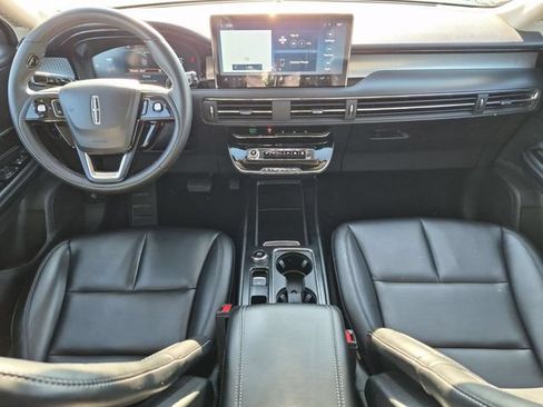 Used 2023 Lincoln Corsair FWD image 28