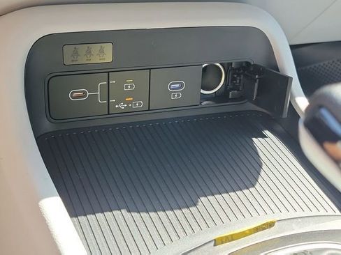 New 2026 Hyundai Kona SE FWD image 14