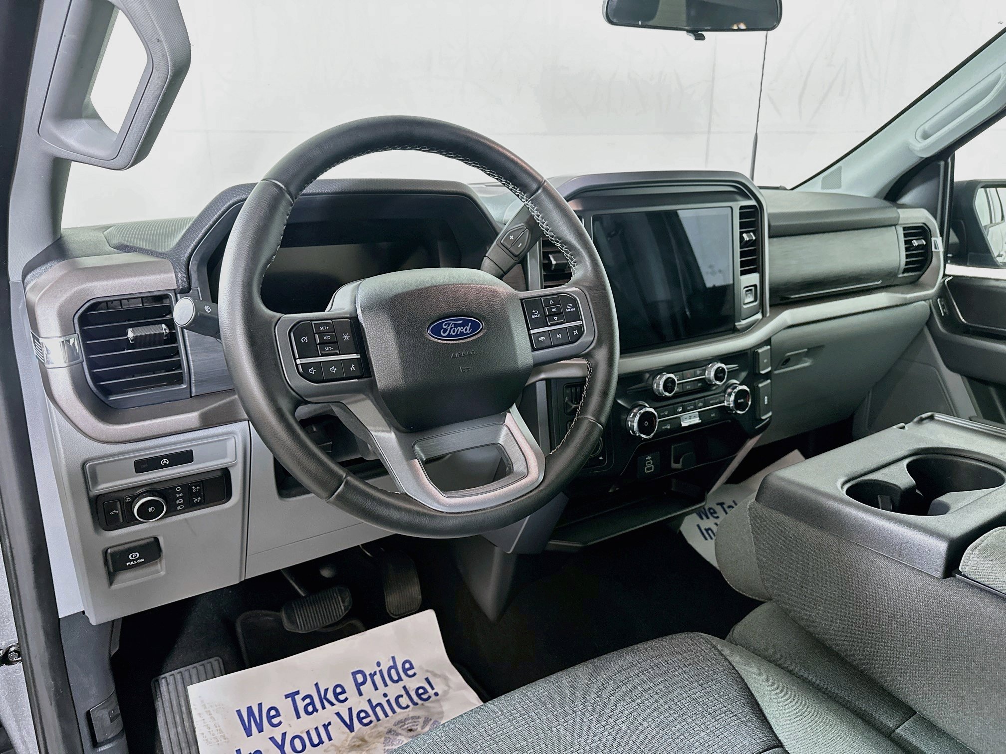 Used 2025 Ford F150 XLT w/ Equipment Group 301A Standard AWD/4WD image 9