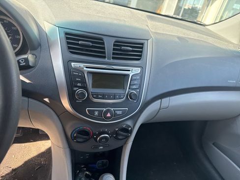 Used 2017 Hyundai Accent SE image 13