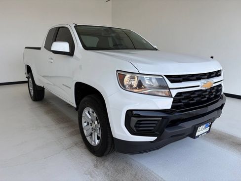 Used 2022 Chevrolet Colorado LT w/ Fleet Safety Package RWD image 11