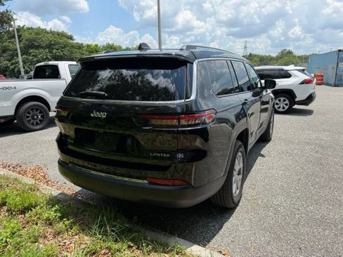 Used 2022 Jeep Grand Cherokee L Limited AWD/4WD image 8