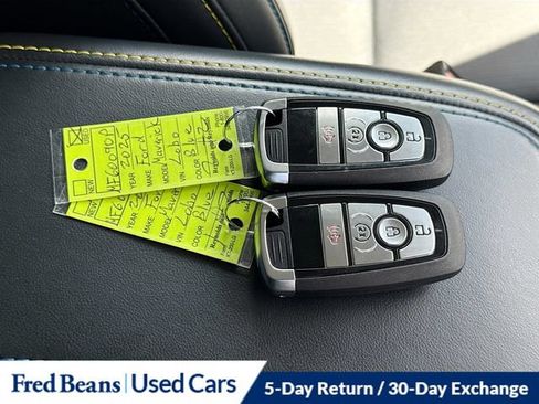 Used 2025 Ford Maverick Lobo AWD/4WD image 42