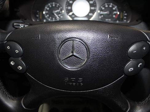Used 2006 Mercedes-Benz CLK 350 Coupe image 15