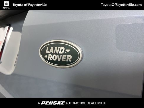 Used 2021 Land Rover Range Rover Evoque SE image 3