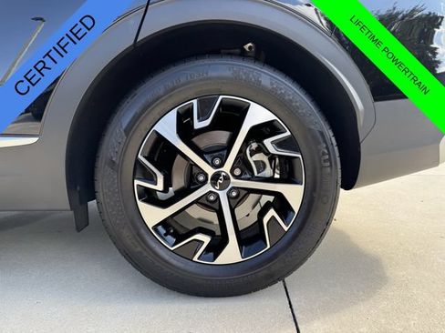 Used 2024 Kia Sportage EX FWD image 38