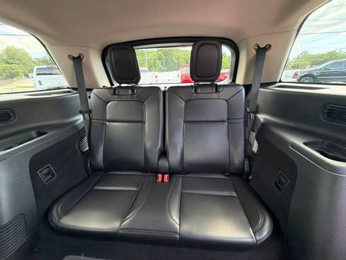 Used 2021 Lincoln Aviator AWD w/ Elements Package image 38