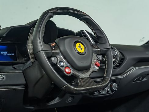 Certified 2018 Ferrari 488 Spider RWD image 33