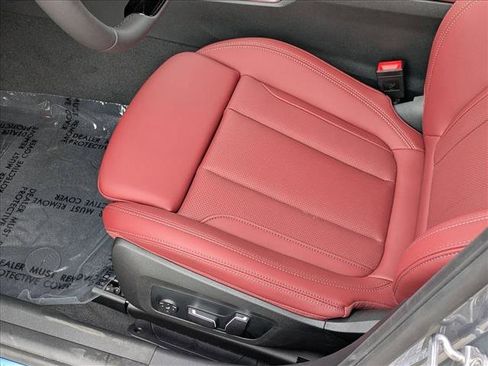 New 2026 BMW 330i Sedan w/ Premium Package image 4