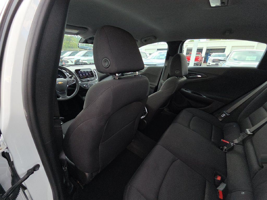 Used 2024 Chevrolet Malibu LT FWD image 27