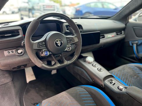 Used 2023 Maserati MC20 Spyder image 22